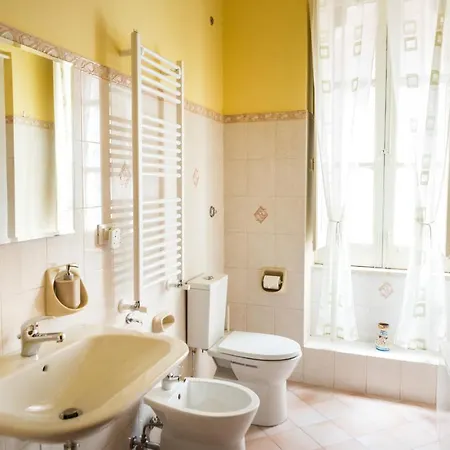 Gæstehus Casa Cifali 2*