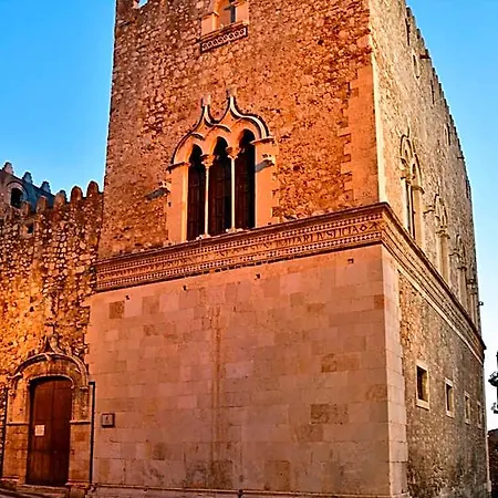 Casa Cifali בית הארחה 4*