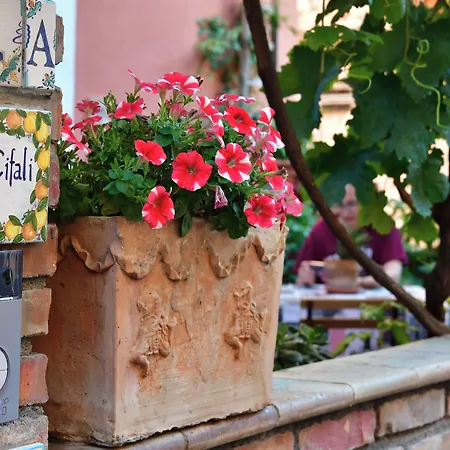 Casa Cifali Pensión Taormina