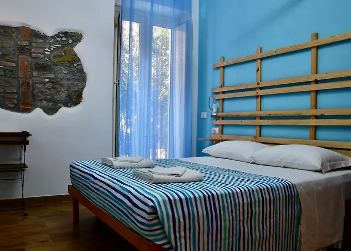 ゲストハウス カーサ シファリ