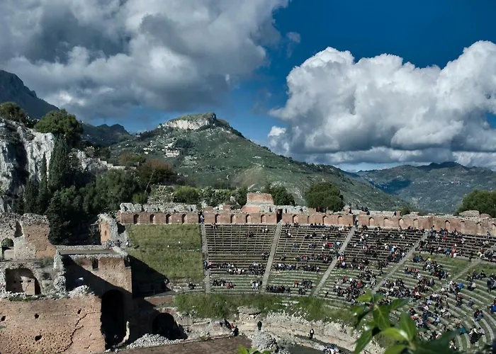 ゲストハウス カーサ シファリ